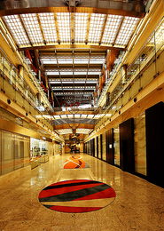 一站式创意与技术服务 从网站搭建到视觉传达的全方位解决方案